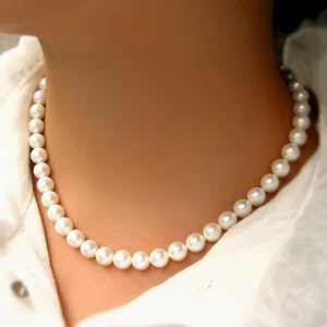 Classic Elegant White Pearl Choker Necklace